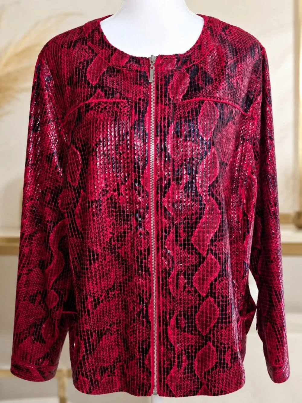Hearts of Palm Woman Red Snakeskin Print Zip Jacket Size 20W
